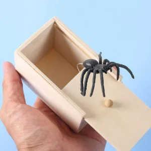 1PC-Wooden Prank Trick Practical Joke Home Office Scare Toy Box Gag Spider Parents Friend Funny Play Joke Gift Surprising Bo